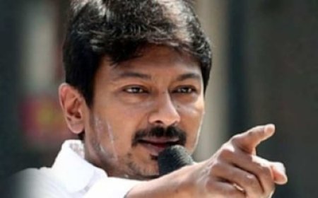 सनातन विवाद पर फंस गए उदयनिधि स्टालिन-ए राजा, सुप्रीम कोर्ट ने भेजा नोटिस