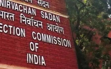 भारत निर्वाचन आयोग ने की इंदौर और उज्जैन संभाग में चुनाव तैयारियों की समीक्षा