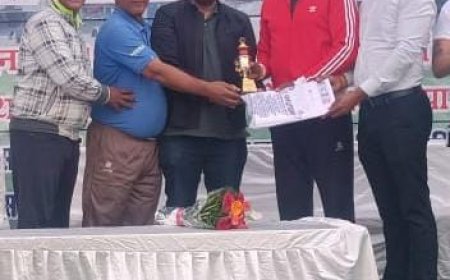 मशरूम वर्ल्ड मास्टर्स एवं सीनियर्स कप  क्रिकेट प्रतियोगिता* *जे पी यादव के शानदार  शतक की बदौलत आईपीसीए ने हमीदिया स्पोर्ट्स को 56 रन से हराया*