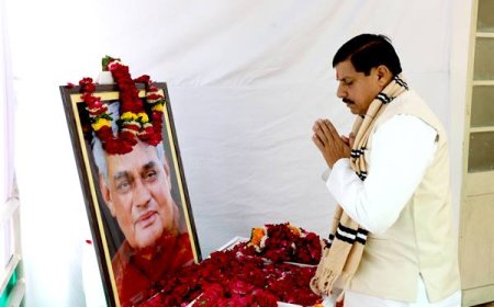 मुख्यमंत्री डॉ. मोहन यादव ने भारत रत्न श्रद्धेय अटल बिहारी वाजपेयी की जयंती पर किया नमन