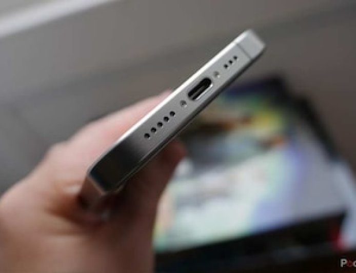 फोन के स्पीकर्स से आ रही है धीमी आवाज? बिना पैसा खर्च किए घर में ऐसे करें ठीक