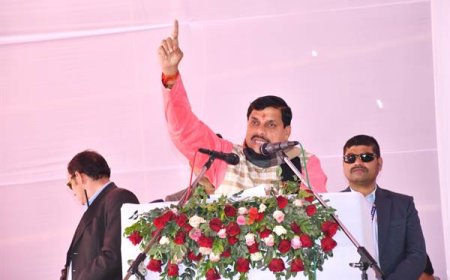 सभी प्रकार की सुविधाएँ गरीब तक पहुंचाने की गारंटी है विकसित भारत संकल्प यात्रा : डॉ. यादव