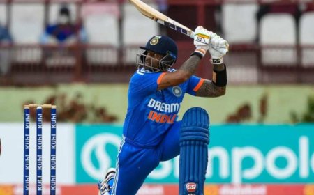 सूर्यकुमार यादव ने रचा इतिहास, लगातार दूसरी बार T20 क्रिकेट में सर्वश्रेष्ठ क्रिकेटर का जीता खिताब