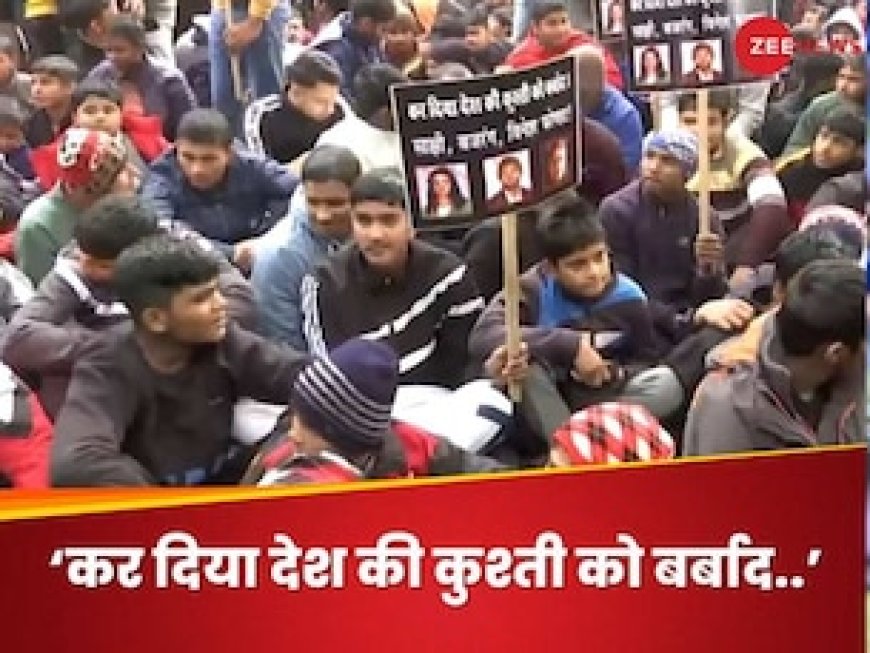 कुश्ती को बर्बाद कर दिया..' अब बजरंग, विनेश और साक्षी के खिलाफ जंतर-मंतर पर जुटे रेसलर