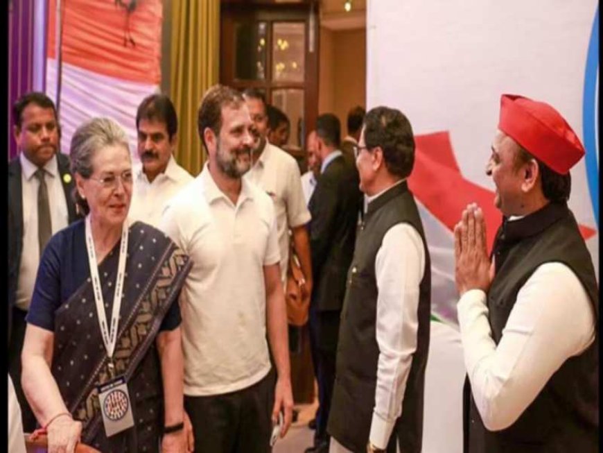 अखिलेश यादव ने किया कांग्रेस से गठबंधन, सपा ने दीं 11 सीटें