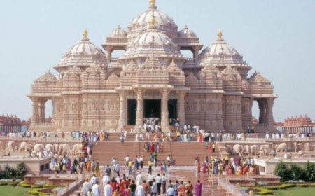 1 मार्च से भक्तों के लिए खुला अबू धाबी का भव्य हिंदू मंदिर, जानें दर्शन करने का समय