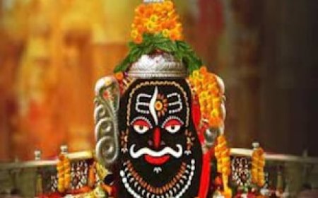 धरती फाड़कर यूं लिया था महादेव ने महाकाल का रूप, जानें महाकालेश्वर ज्योतिर्लिंग की रोचक कथा