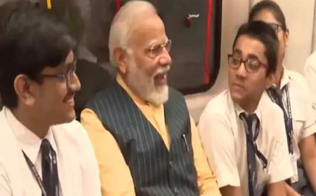 पीएम मोदी ने कोलकाता में भारत की पहली अंडरवाटर मेट्रो रूट का किया अनावरण; छात्रों के साथ की यात्रा,