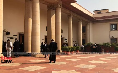 राज्य बार काउंसिल कितनी Enrollment Fee ले सकती हैं? होली की छुट्टी के बाद होगा फैसला