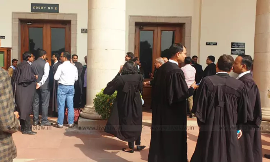 वकीलों का गर्मियों में काले कोट पहनाना असुरक्षित': गर्मियों के दौरान वकीलों के ड्रेस कोड में ढील देने के लिए सुप्रीम कोर्ट में याचिका