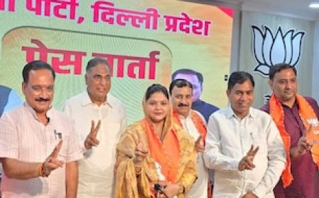 दिल्ली में AAP को लगा झटका, 5 एमसीडी पार्षद बीजेपी में शामिल; लगाए गंभीर आरोप