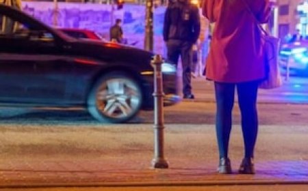 रात में ऑफिस से अकेली लौटती हैं घर? नोट कर लें ये सेफ्टी टिप्स, जरूरत पड़ने पर बेहद काम आएंगे