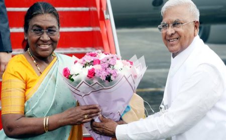 राष्ट्रपति श्रीमती मुर्मु की इंदौर एयरपोर्ट पर राज्यपाल श्री पटेल, मुख्यमंत्री डॉ. यादव सहित गणमान्यजनों ने की आत्मीय अगवानी