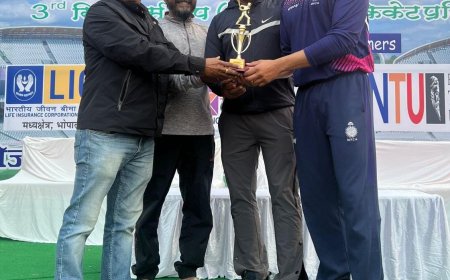 स्व. श्री कैलाश सारंग स्मृति आठवीं मास्टर्स कप क्रिकेट प्रतियोगिता : इंटर क्लब में मयंक अकादमी ने अंकुर क्लब को 9 विकेट और कॉर्पोरेट ग्रुप में लेबवीक लेब्स ने सुपर हीटर्स को 6 रन से हराया