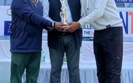 स्व. श्री कैलाश सारंग स्मृति आठवीं मास्टर्स कप क्रिकेट प्रतियोगिता : इंटर क्लब में मयंक चतुर्वेदी क्रिकेट अकादमी ने एनसीसीसी ब्लू को हरा सेमीफाइनल में किया प्रवेश जबकि अंकुर क्रिकेट अकादमी ने भोपाल क्रिकेट अकादमी को हराया