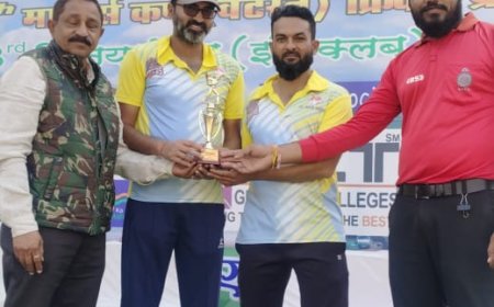 स्व. श्री कैलाश सारंग स्मृति आठवीं मास्टर्स कप क्रिकेट प्रतियोगिता : वेटरन ग्रुप मे भोपाल स्ट्राइकर्स और कॉर्पोरेट ग्रुप मे हमीदिया मास्टर्स जीते