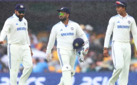 रणजी ट्रॉफी के अगले मुकाबले में टीम इंडिया के इन धुरंधरों का खेलना मुश्किल, अब इंग्लैंड के खिलाफ खेलेंगे सीरीज