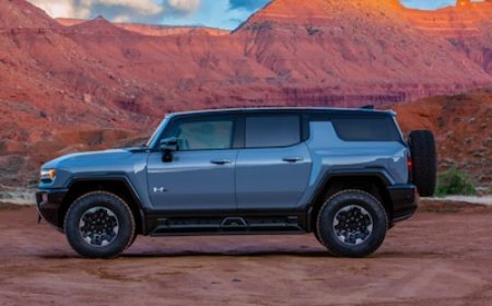 अपनी गाड़ियों पर भूलकर भी न लगाएं ये राष्ट्रीय प्रतीक, खानी पड़ जाएगी जेल की हवा