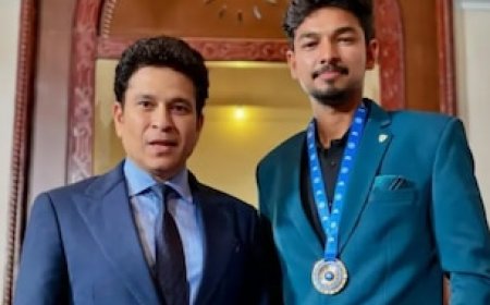 युवा क्रिकेटर ने रौशन किया MP का नाम, सचिन तेंदुलकर की मौजूदगी में BCCI ने दिया अवार्ड