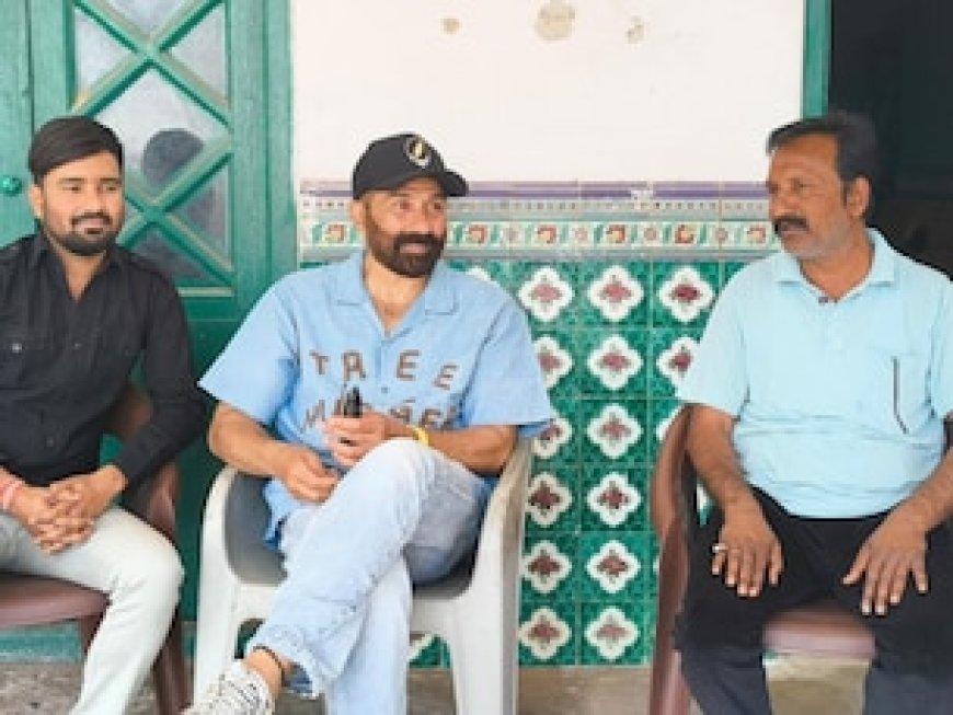 MP के इस गांव में अचानक आए सनी देओल, 37 साल पुराना है रिश्ता, लग गई भीड़