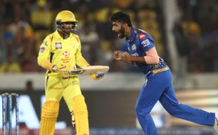 अगर जसप्रीत बुमराह हुए बाहर, तो इन 3 खिलाड़ियों को मुंबई इंडियंस दे सकती है मौका