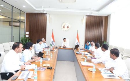 सामाजिक संस्थाओं के सहयोग से सार्वजनिक प्याऊ किए जाएं प्रारंभ : मुख्यमंत्री डॉ. यादव