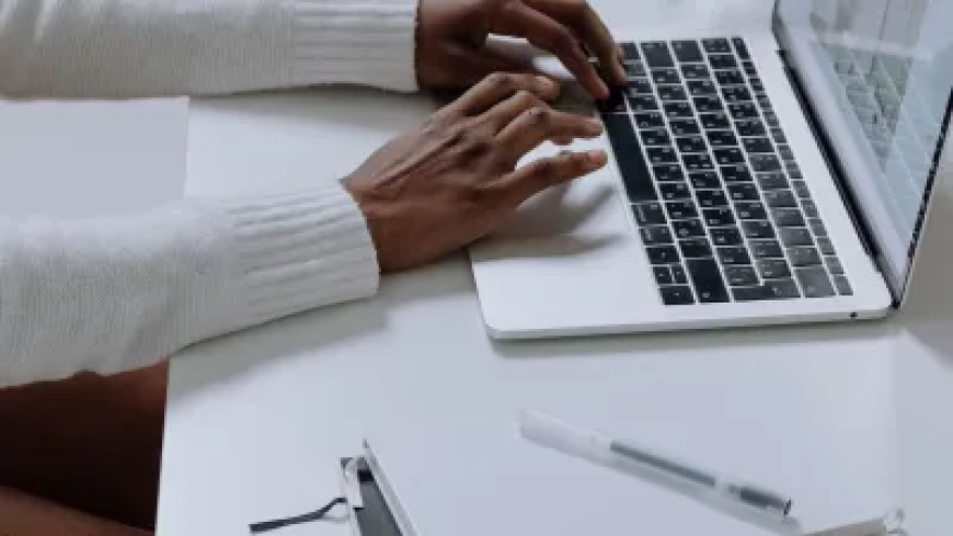 SBI Internship 2025: SBI में करना है इंटर्नशिप तो न जानें दे ये मौका, स्टाइपेंड भी मिलेगा