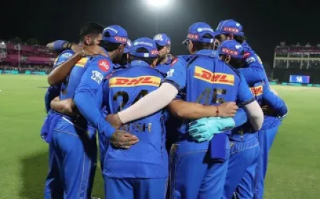 IPL 2025 के बीच में ही मुंबई इंडियंस के लिए आई खुशखबरी, टीम से जुड़ा ये स्टार खिलाड़ी