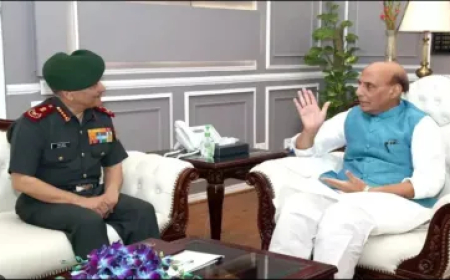 पहलगाम आतंकी हमला: राजनाथ सिंह से मिले CDS अनिल चौहान, 40 मिनट तक चली बैठक