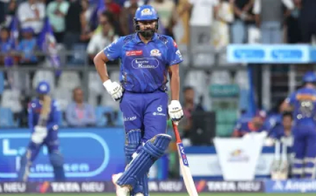 कप्तानी के कारण IPL में नहीं चल रहा था रोहित शर्मा का बल्ला, आंकड़े बता रहे हैं सच्चाई