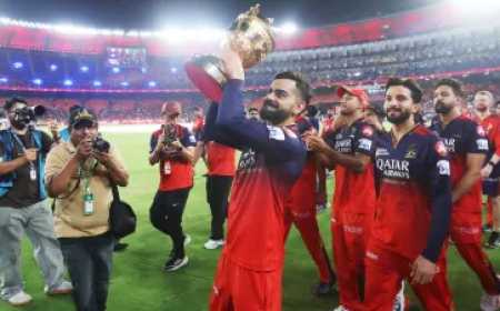 RCB फैंस को मिला बड़ा तोहफा, अब खुलकर मना सकेंगे जीत का जश्न, विक्ट्री परेड को लेकर आया बड़ा अपडेट