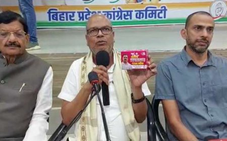 पैडमैन' बने राहुल गांधी! सेनेटरी पैड बांटे जाने के साथ महिलाओं को 2500 रुपये देने का वादा, जानिए फिर क्यों बढ़ा विवाद?