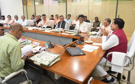 पत्रकारिता विश्वविद्यालय में साइबर और आर्टिफिशियल इंटेलीजेंस पर केंद्रित पाठ्यक्रम आरंभ किए जाएं: मुख्यमंत्री डॉ. यादव