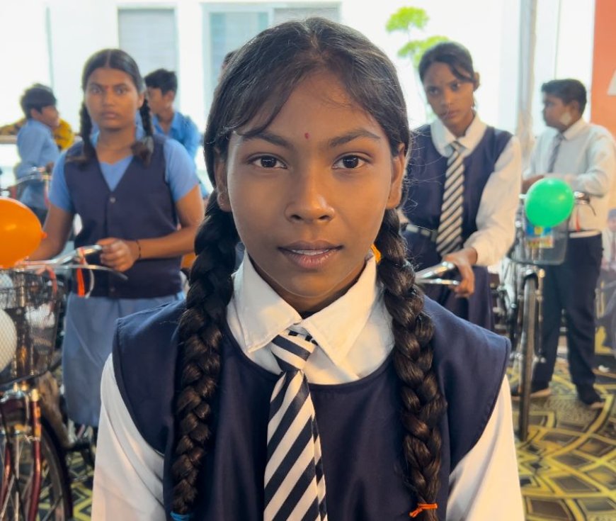 "साइकिल से मिलेगी रफ्तार - स्कूल समय पर पहुंचने में होगी आसानी"