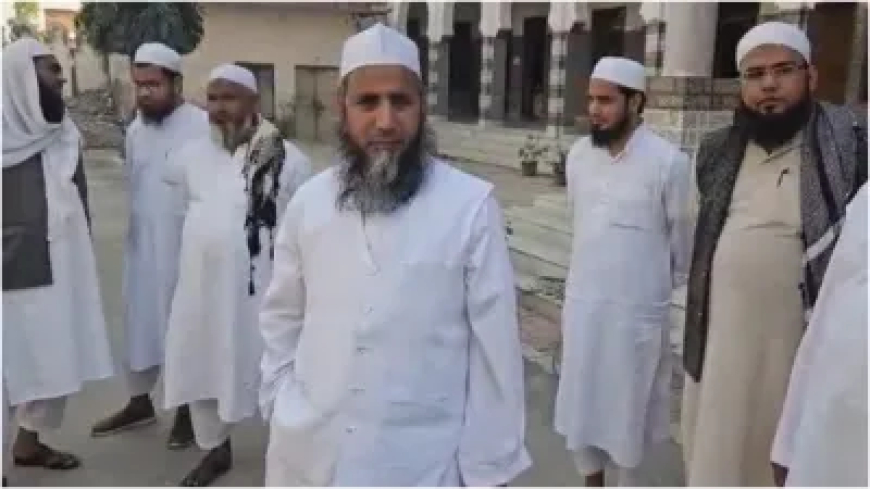 उत्तराखंड के स्कूलों में भागवत गीता का श्लोक पढ़ना अनिवार्य, मदरसा बोर्ड के अध्यक्ष ने इस फैसले का किया स्वागत