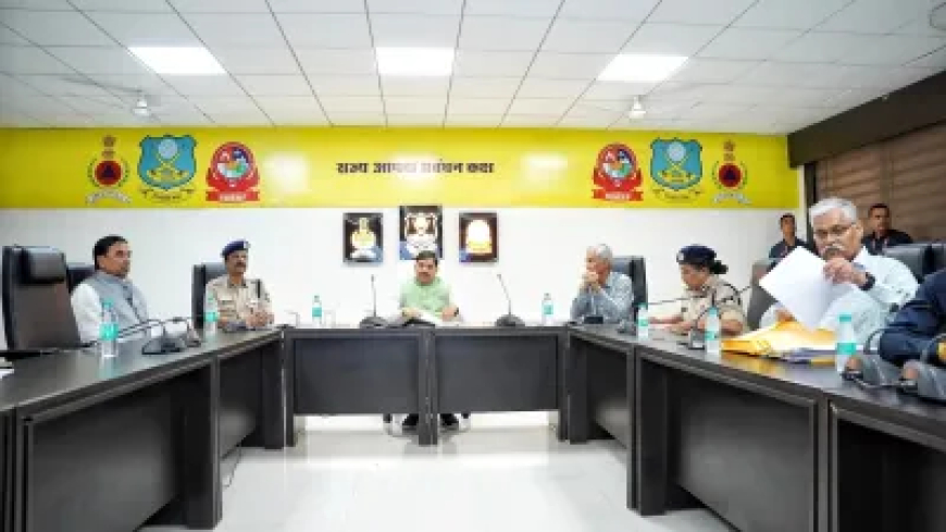 MP में भारी बारिश का कहर, CM मोहन योदव ने की समीक्षा बैठक, बोले- अब तक 2900 लोगों को बचाया गया