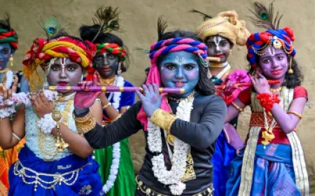 पाकिस्तान में भी मनाई जाती है जन्माष्टमी, दुनिया के किन देशों में पूजे जाते हैं श्री कृष्ण, जानकर होंगे हैरान