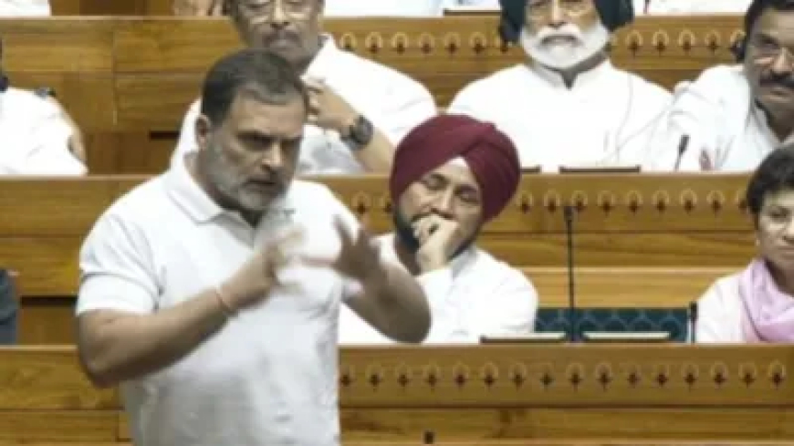 भारत चीन विवाद: सुप्रीम कोर्ट ने कांग्रेस नेता राहुल गांधी को लगाई कड़ी फटकार, जानें पूरी डिटेल्स