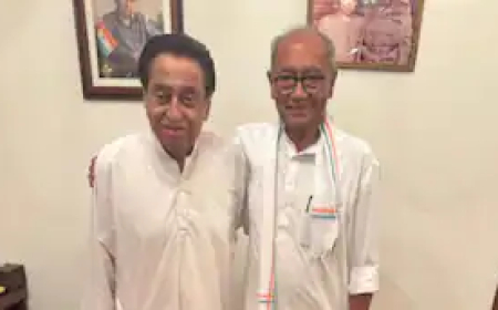 सिंधिया एपिसोड से उठे विवाद के बीच कमलनाथ से मिले दिग्विजय सिंह, कहा- 'छोटे मोटे मतभेद रहे हैं लेकिन...'