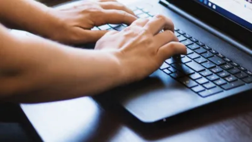 सेंट्रल रेलवे में अपरेंटिस भर्ती, कल है आवेदन करने की आखिरी तारीख; 2400 से ज्यादा है वैकेंसी