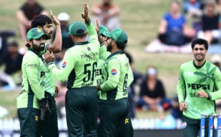 एशिया कप में भारत से मिली हार के बाद अब बिलबिलाया पाकिस्तानी गेंदबाज, बोले- कोई माफी नहीं