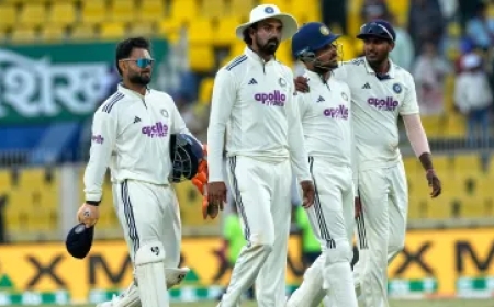 बहानेबाजी से बाज नहीं आ रहे टीम इंडिया के हेड कोच, अब किसपर फोड़ा हार का ठीकरा