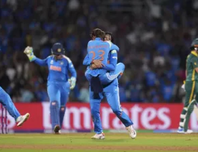 वर्ल्ड कप विनर भारतीय महिला टीम को सुनील गावस्कर ने दी चेतावनी, कहा- ये बेशर्म लोग