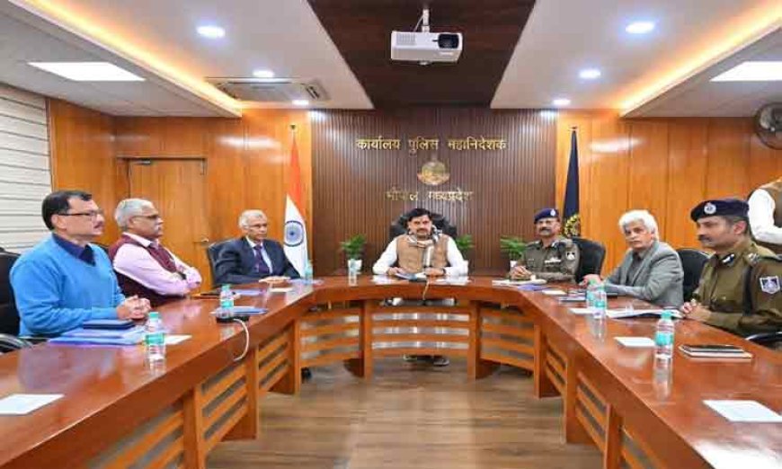 सीएम डॉ. यादव अचानक पहुंचे पुलिस मुख्यालय, रायसेन एसपी को किया अटैच-टीआई को हटाया, दिए सख्त निर्देश