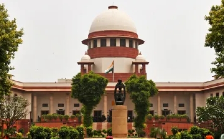 SIR को लेकर चुनाव आयोग ने सुप्रीम कोर्ट में दाखिल किया हलफनामा, बताया क्यों जरूरी है यह प्रक्रिया?