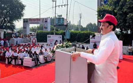 एड्स महामारी को समाप्त करने के लिए लोगो का जागरूक होना बहुत महत्वपूर्ण है – राजेन्द्र शुक्ल, उप मुख्यमंत्री