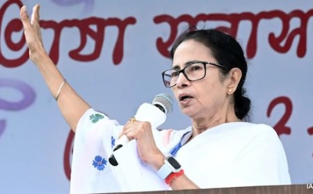 मनरेगा पर बवाल के बीच ममता बनर्जी ने बंगाल की सरकारी योजना का नाम महात्मा गांधी पर रखने का किया ऐलान