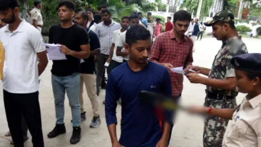 पुलिस सब इंस्पेक्टर समेत कई पदों पर निकली भर्ती, कितनी है वैकेंसी और क्या है आवेदन करने की एलिजिबिलिटी; जानें