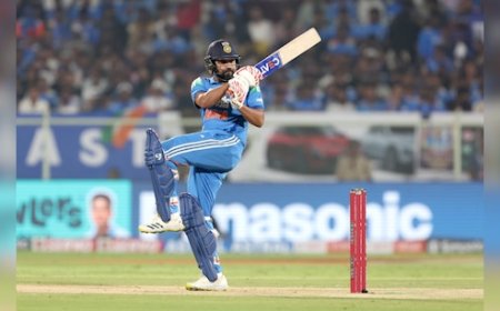 रोहित शर्मा ने बनाया वर्ल्ड रिकॉर्ड, क्रिकेट जगत हुआ हैरान, 'सिक्सर किंग' का ये रिकॉर्ड टूटना असंभव!