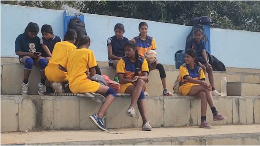 MP में 'खेल' में खेला: बच्चों से वसूली जा रही करोड़ों की स्पोर्ट्स फीस, 92000 स्कूलों में शिक्षक सिर्फ 700